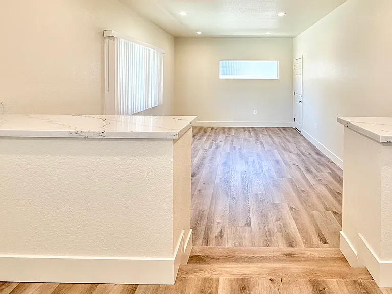 149 W McKenzie Ave — Photo 10