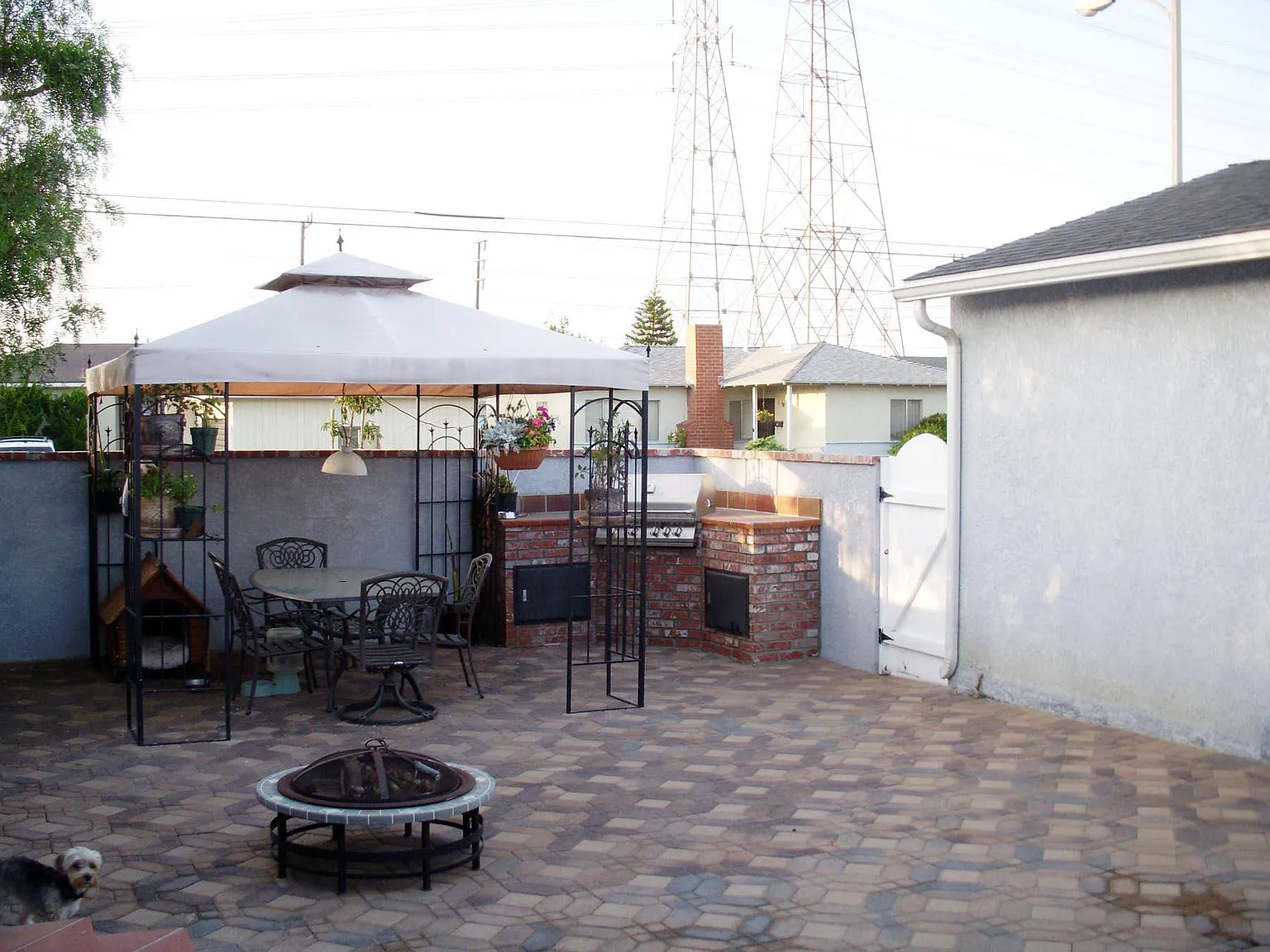 3 bed, 1.5 bath, 1225 sqft, $4,500 — Photo 4