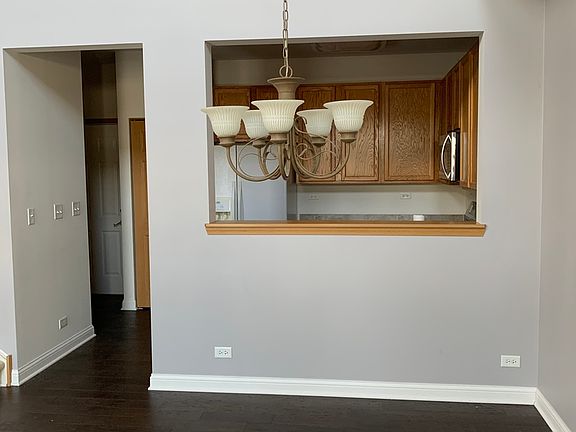 4th image of 2555 Hillsboro Blvd #2555