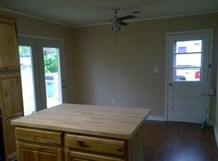 275 Mulberry St, Island, KY 42350