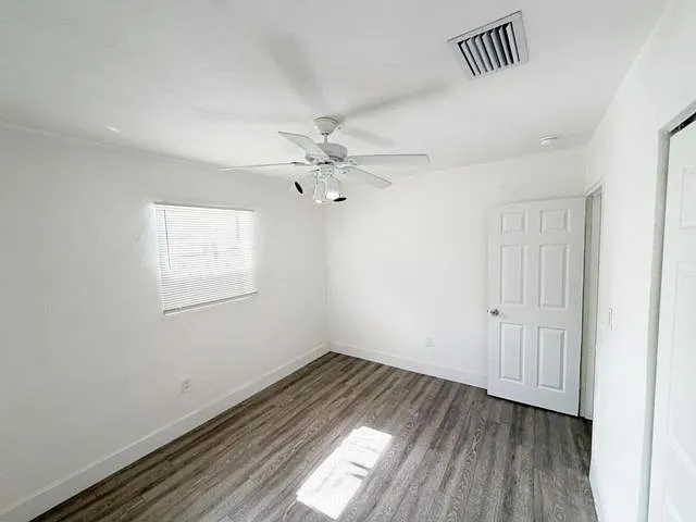 1135 NW 127th St — Photo 15