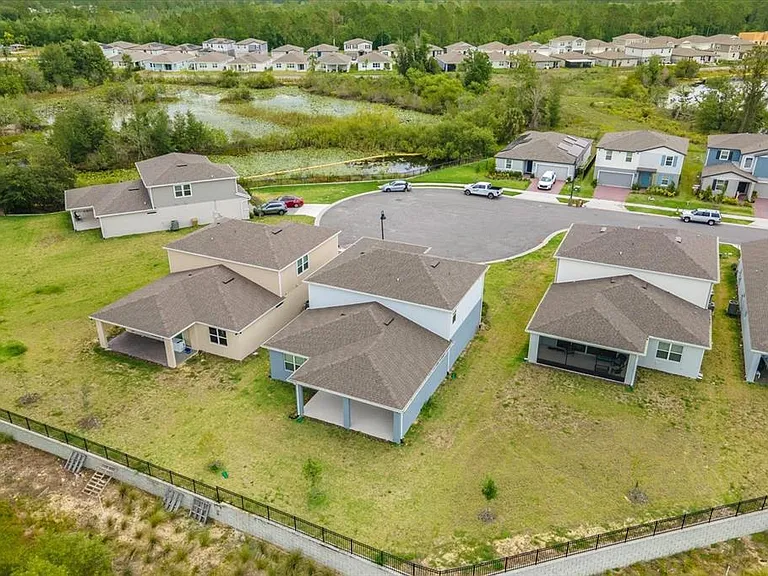 17315 Million Lakes Ct — Photo 4