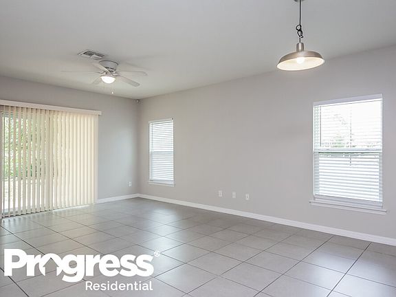 5th image of 255 Canterbury Ct
