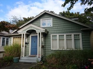 5026 9th Ave NE, Seattle, WA 98105