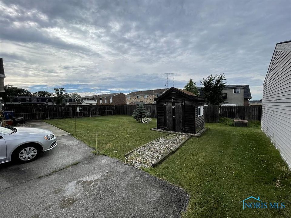 2nd image of 7338 & 7340 Lunitas Ln #2