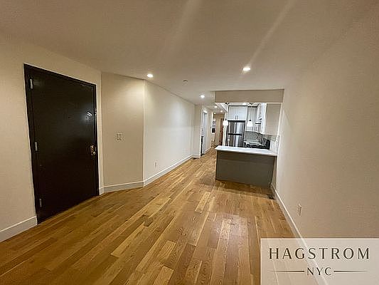 1st image of 27 Fayette St #1R