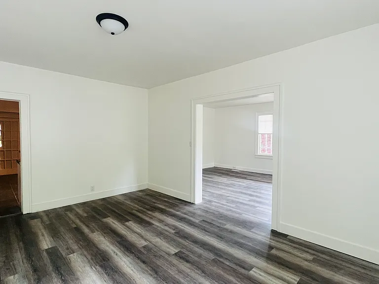 812 Tyler Ave #6 — Photo 12
