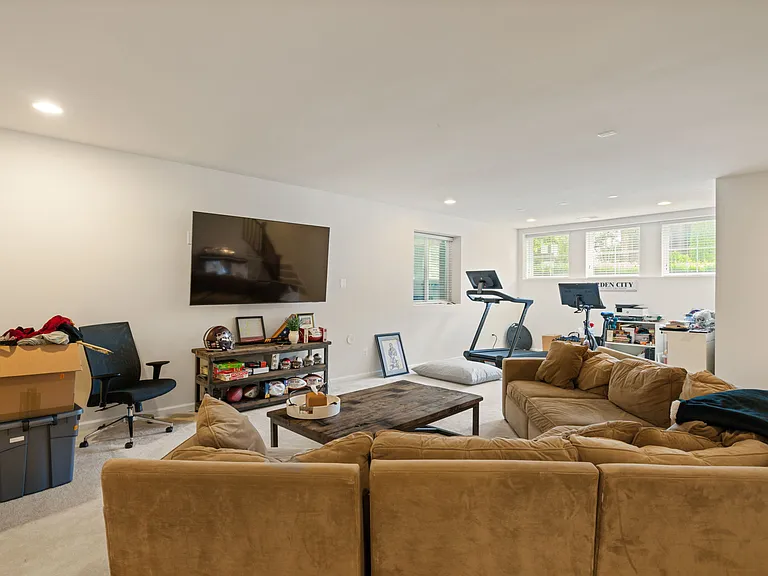 Large basement/Game Room