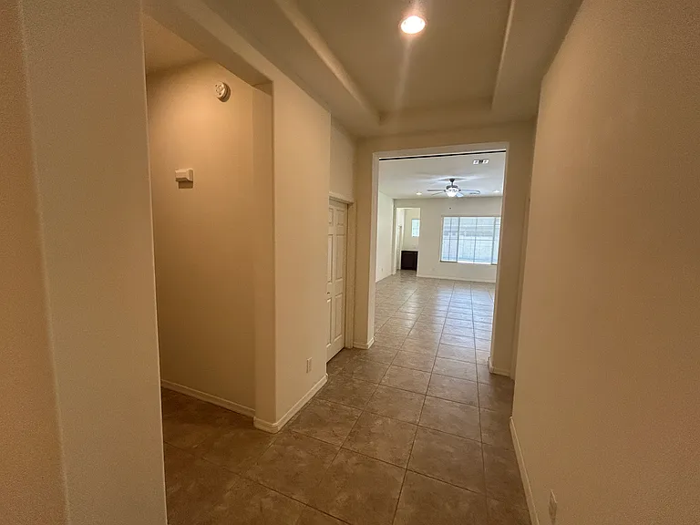 3841 E Powell Pl — Photo 18
