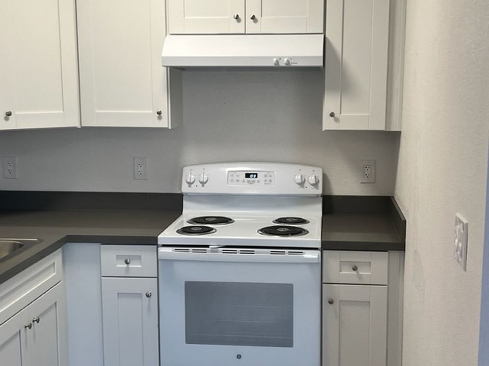 1st image of 3326 San Bruno Ave APT 1
