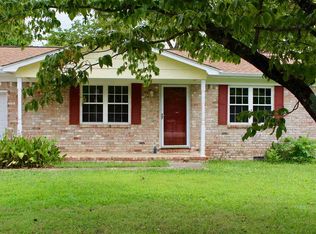 135 Eastview Dr, Madison, AL 35758