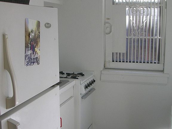 3rd image of 412 E 81st St APT 5A