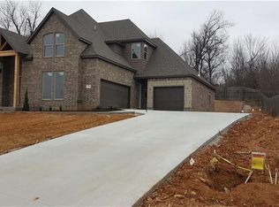 3319 Thornbury Dr, Springdale, AR 72764