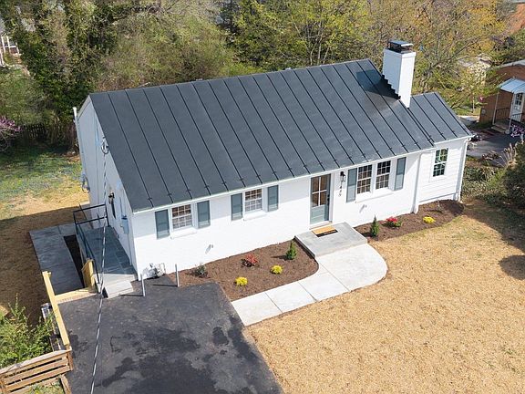3rd image of 1449 Rutledge Ave