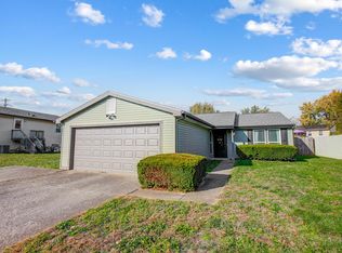 4058 Yellowstone Dr, Groveport, OH 43125