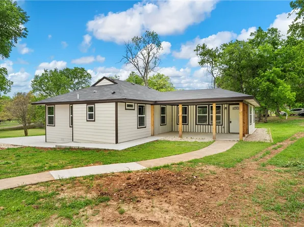 303 W Anders St, Marlin, TX 76661