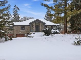 20 Grandy Ln, Cambridge, ON N1R8K2