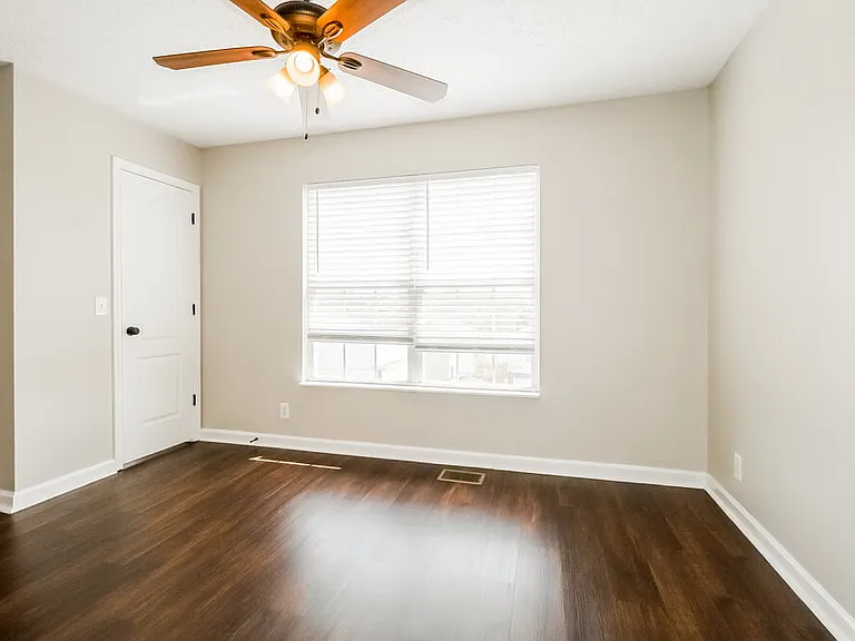 804 Cainbrook Ct — Photo 15