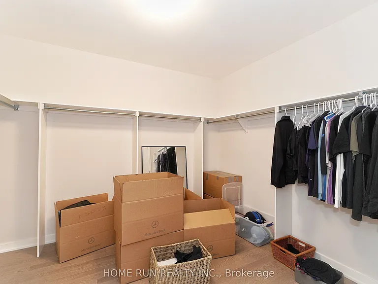 250 Soprano Ave — Photo 23