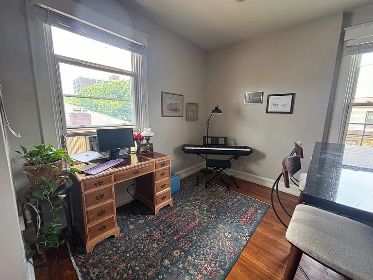 750 Hawthorne Ave #3 — Photo 6