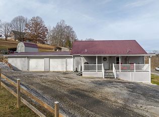 22262 Driftwood Ln, Abingdon, VA 24211