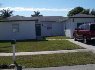 8200 SW 9th St, North Lauderdale, FL 33068