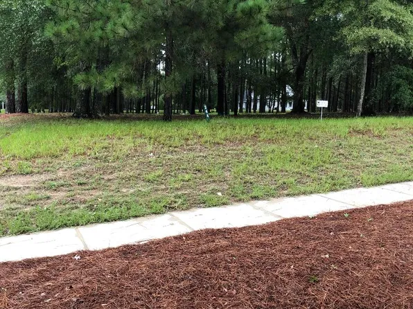 9150 Devaun Park Blvd SW, Calabash, NC 28467