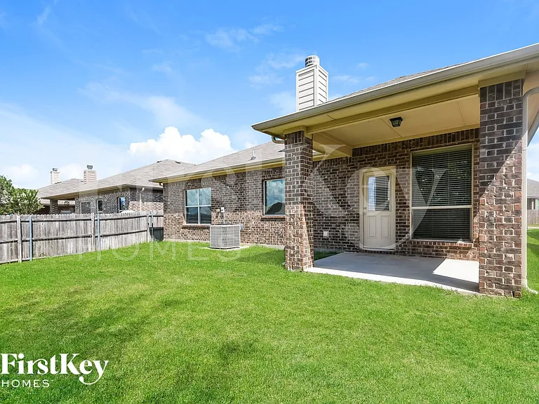 1013 Jodie Dr — Photo 15