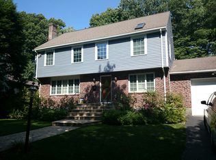 17 Audubon Dr, Newton, MA 02467