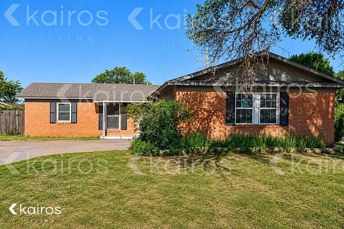 3400 Teckla Blvd