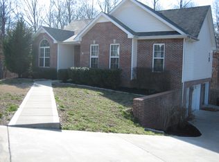 2235 Yeager Dr, Clarksville, TN 37040