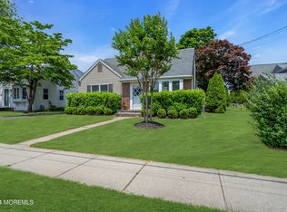 42 Lakewood Rd, Manasquan, NJ 08736