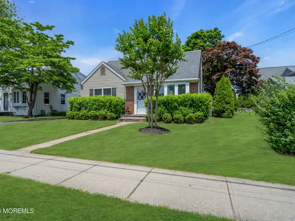 42 Lakewood Road, Manasquan, NJ 08736