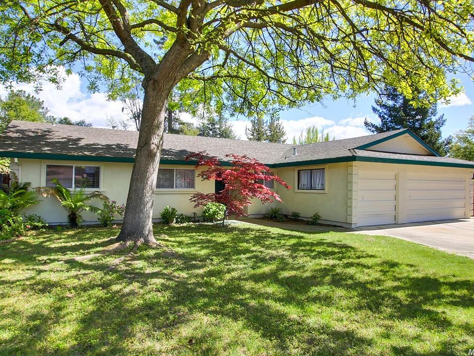 1st image of 743 Riverlake Way