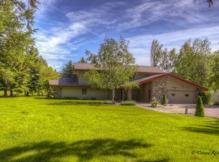 145 Siderius Ln, Bigfork, MT 59911