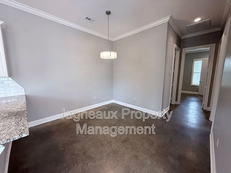 119 Shallowford Dr — Photo 5