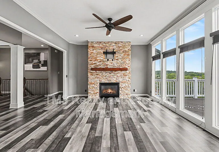 5605 NE Coral Dr — Photo 8