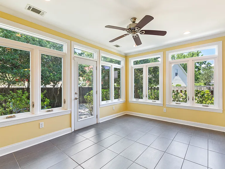 732 Lawton Harbor Dr — Photo 15