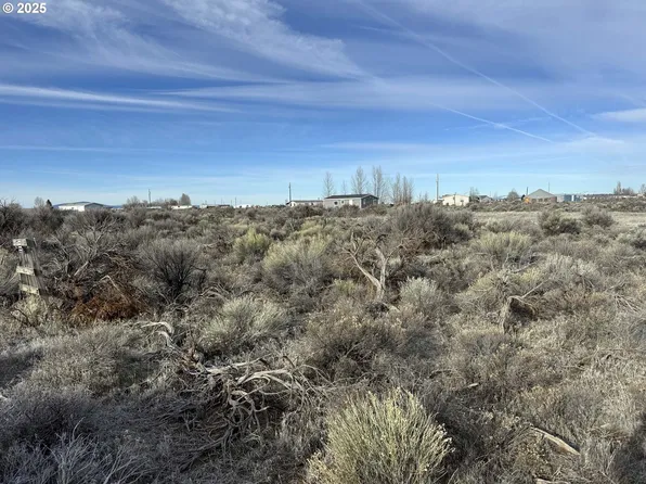 Elm Ln #L5200, Christmas Valley, OR 97641