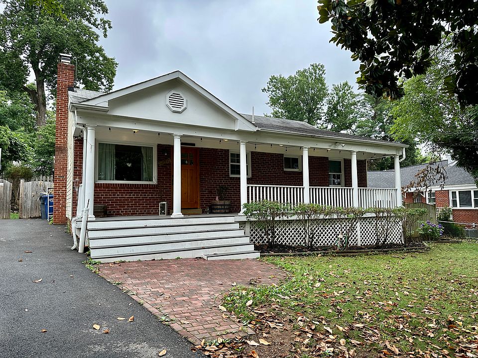 1st image of 2739 Woodley Pl