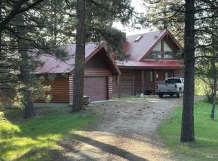 19 Elk Point Rd, Garden Valley, ID 83622