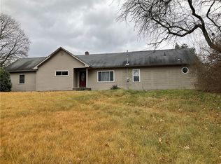 2400 W Sunbury Rd, Boyers, PA 16020