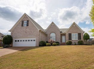 135 Fawn Ridge Dr, Jackson, TN 38305