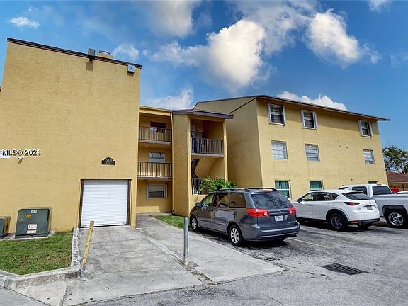 2nd image of 15430 SW 82nd Ln APT 631