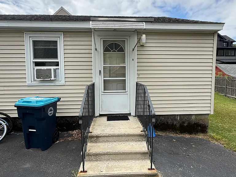 3 Jordan Rd #B — Photo 1