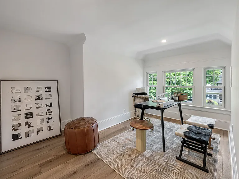 34 Washington Pl #2 — Photo 15