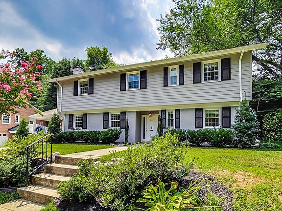 Nicely landscaped front yard