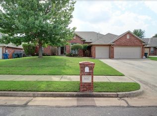 3617 Equestrian Ct, Edmond, OK 73034