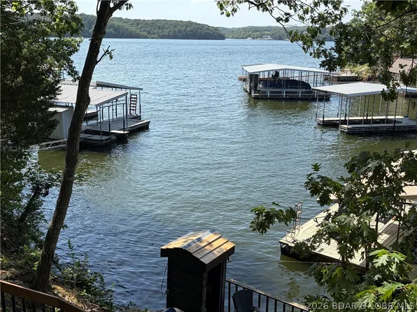41 Tavern Cay Dr, Osage Beach, MO 65065
