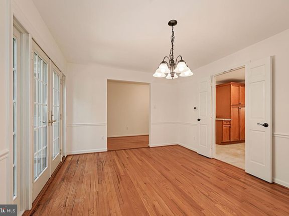 5th image of 6653 Midhill Pl